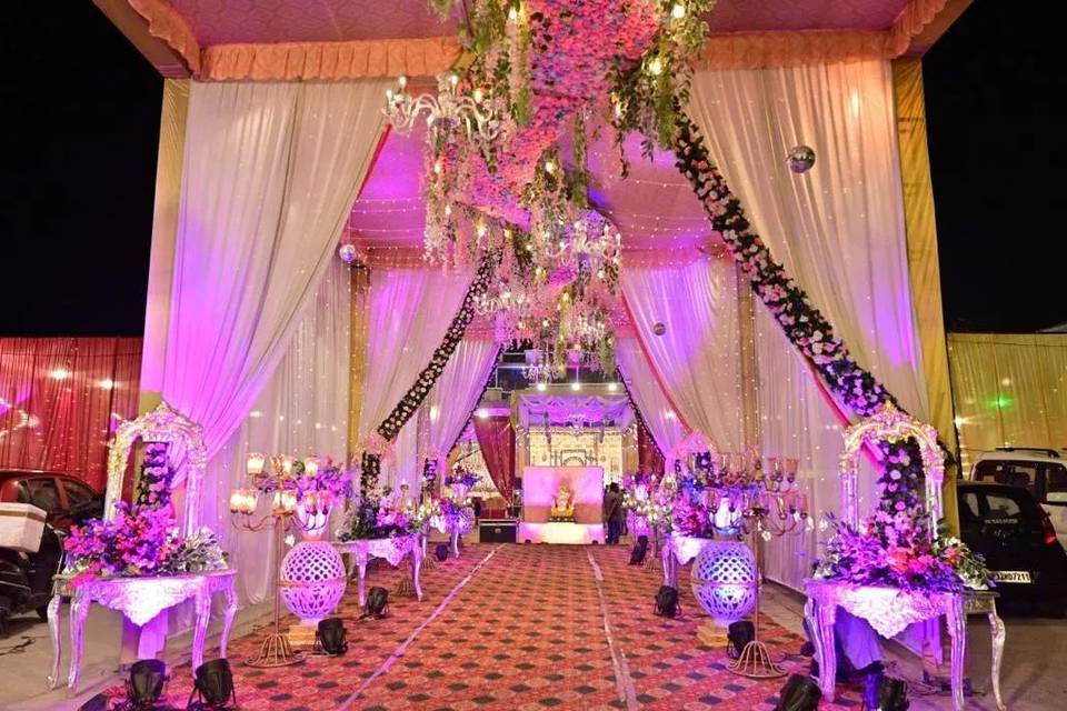 Entrance decor