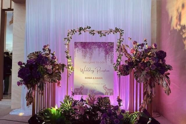Entrance decor