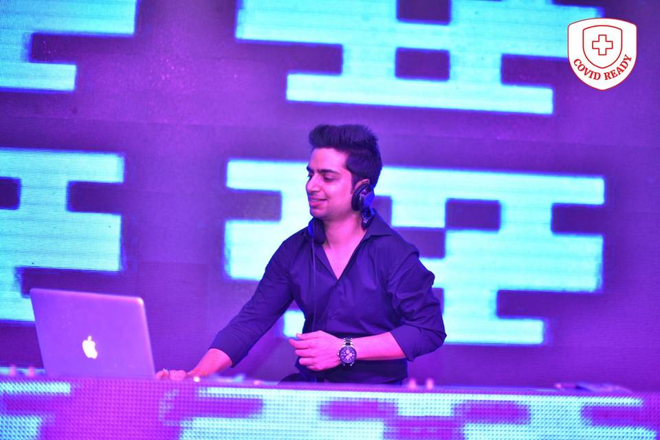 DJ Chetan Kapoor