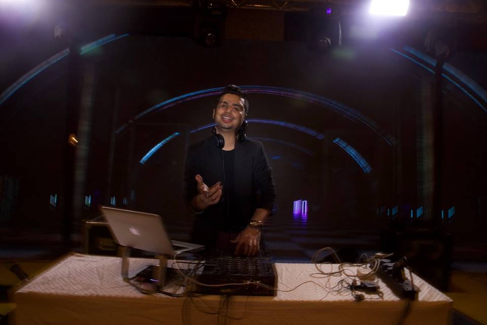 DJ Chetan Kapoor