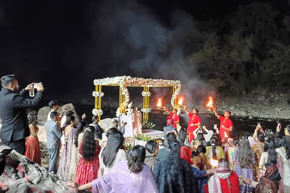 Aarti