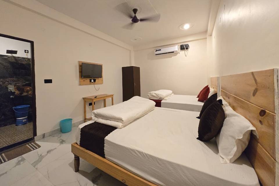 Deluxe Rooms