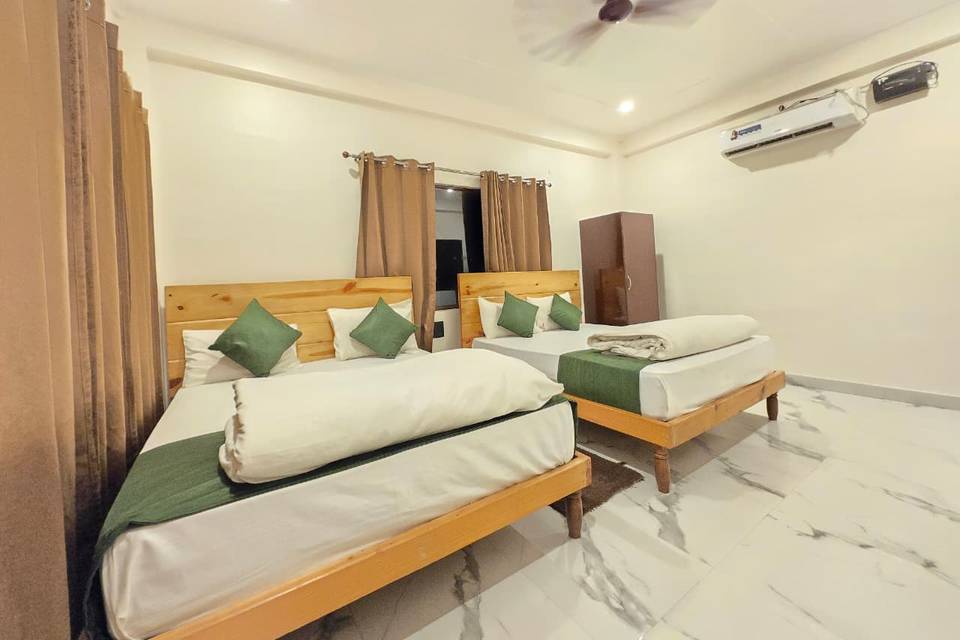 Deluxe Rooms