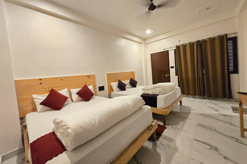 Deluxe Rooms