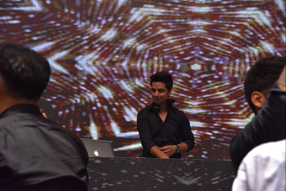 DJ Chetan Kapoor