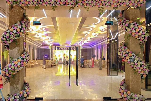 Entrance decor