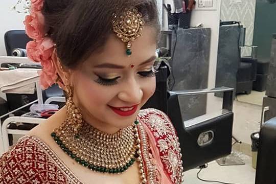 Bridal makeup