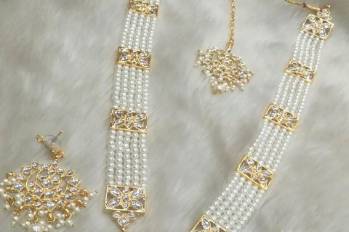 Bridal jewellery