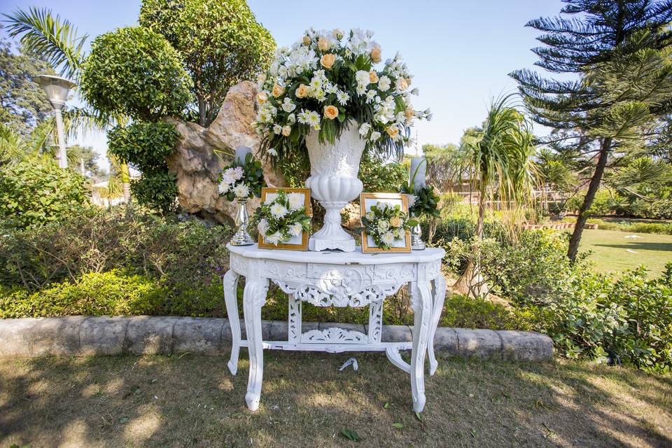 Entrance table console