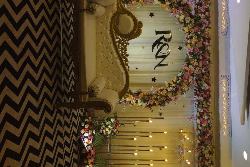 Wedding Banquet In Varanasi