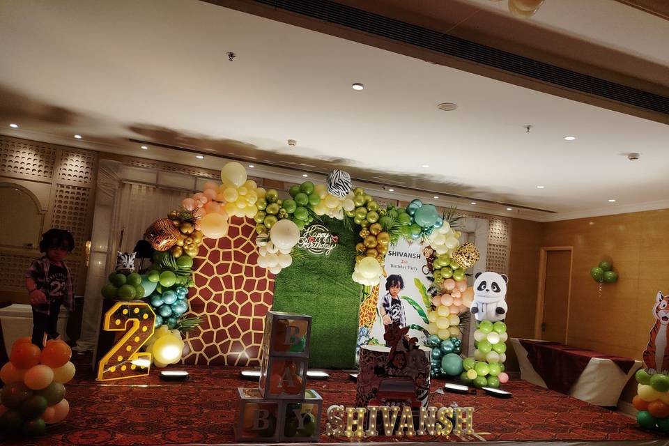 Wedding Banquet In Varanasi