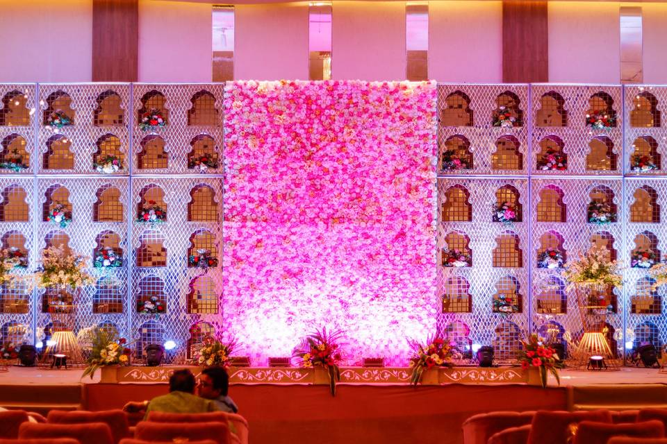 Wedding Banquet In Varanasi