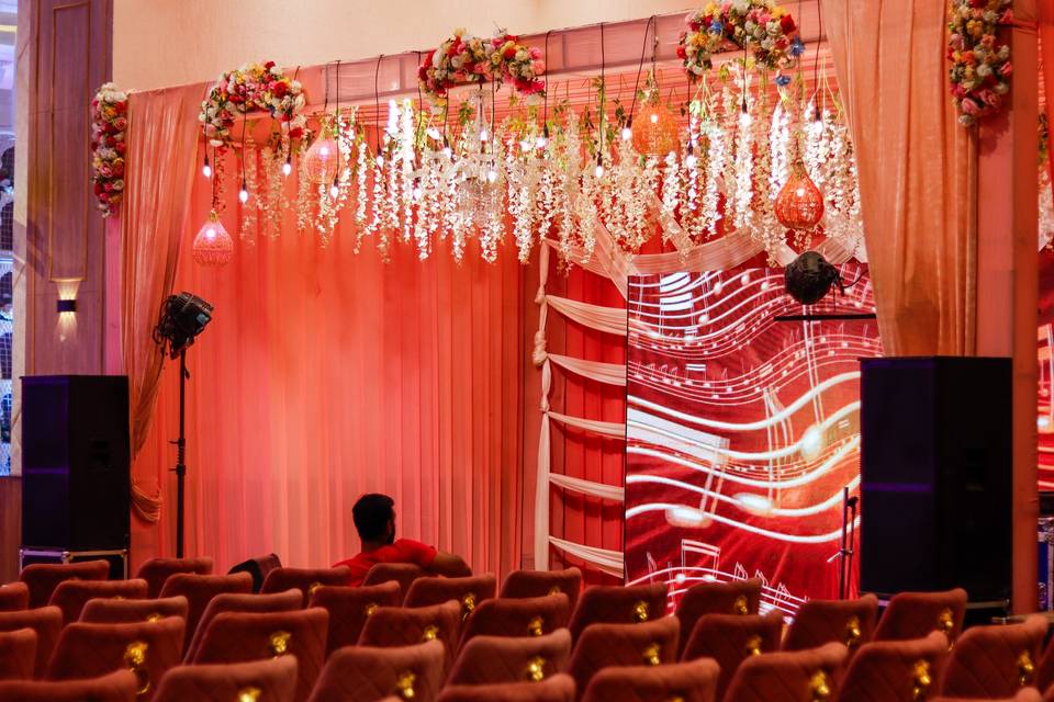 Wedding Banquet In Varanasi