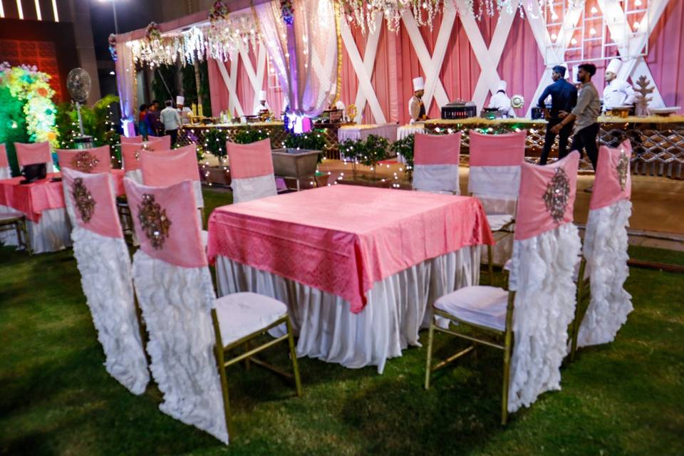 Wedding Banquet In Varanasi