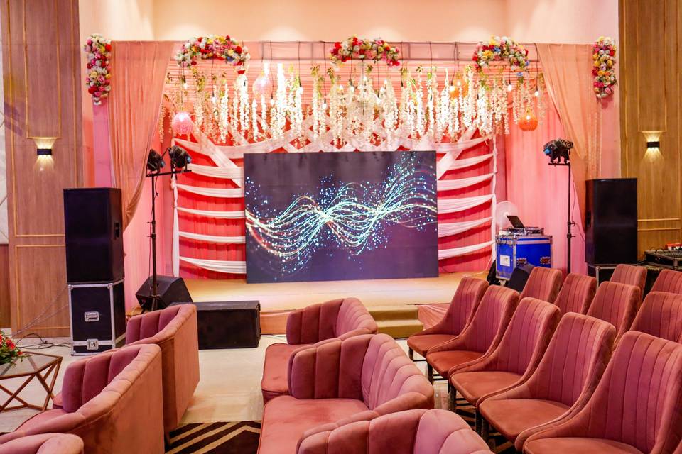 Wedding Banquet In Varanasi