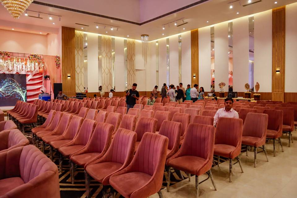 Wedding Banquet In Varanasi