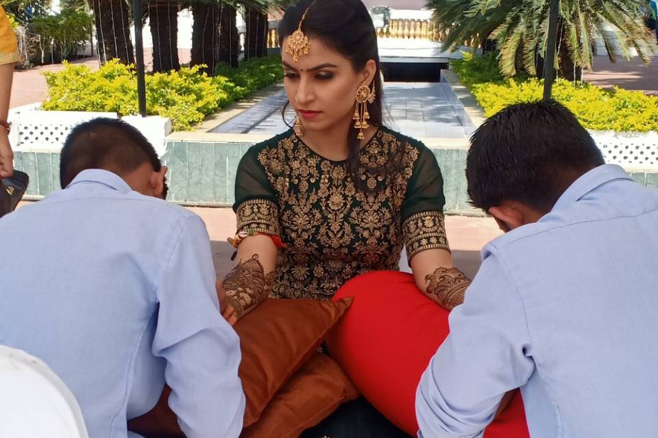 Mehandi artist