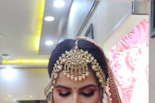 Makeover by Meenu Harlani