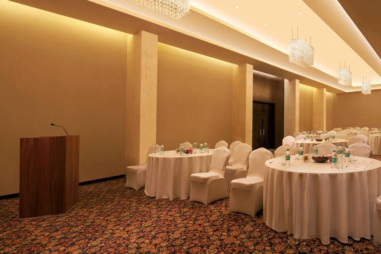 Banquet hall