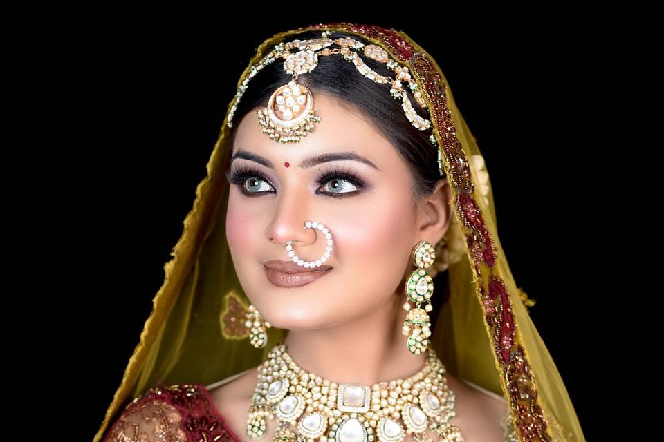 Poonam Tiwari Makeovers