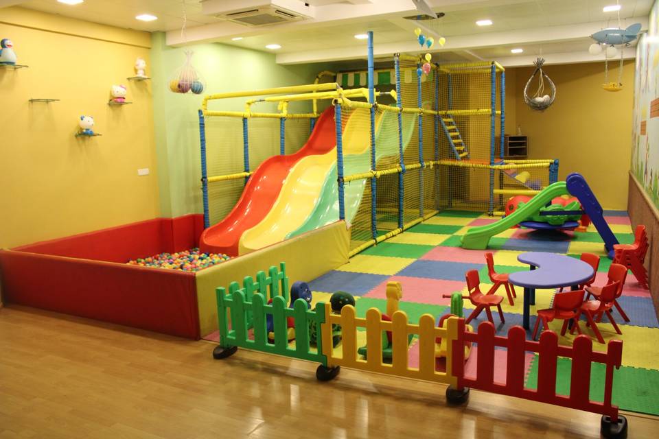 Kids play zone