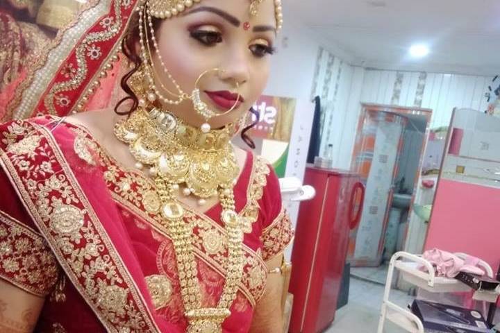 Bridal makeup