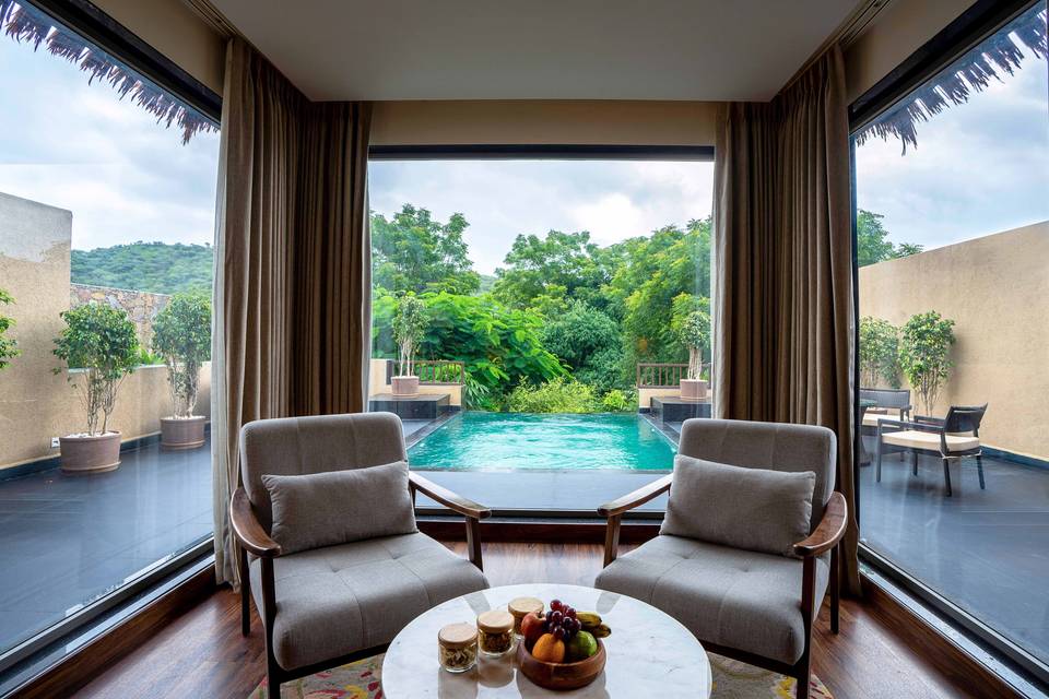 Premium Room - Sitting Area