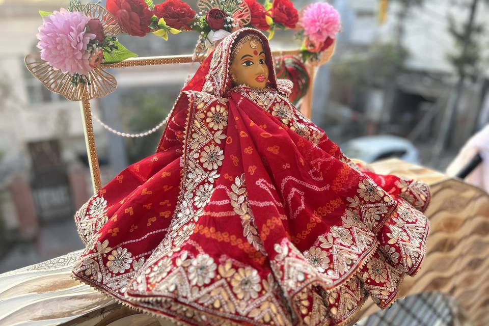 Saree packing