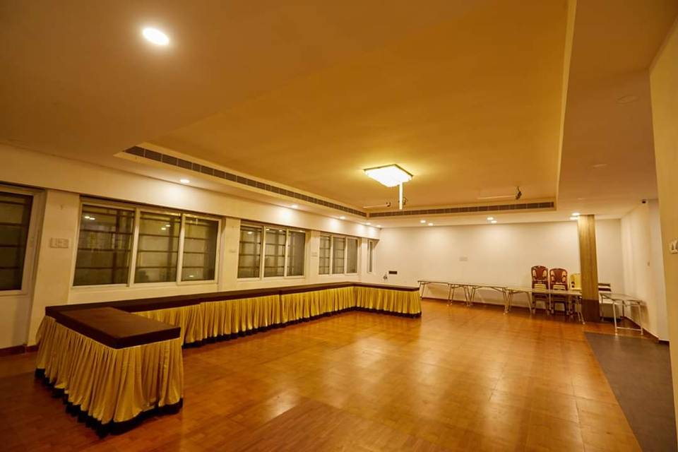 Banquet Studios, Vadapalani