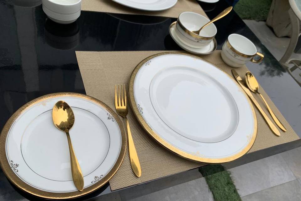 Golden crockery set up