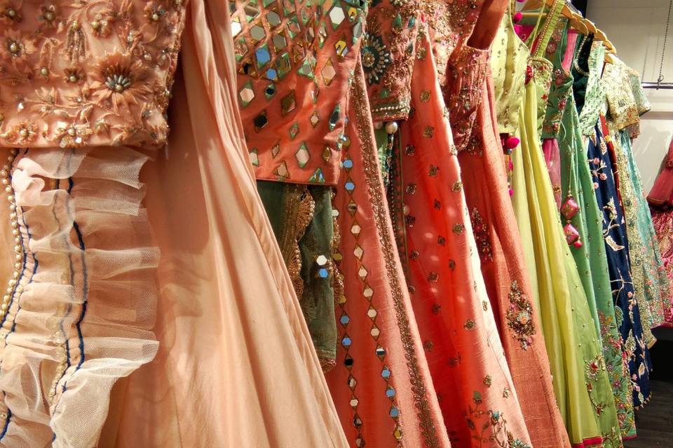 Bridal lehenga shop in shahpur jat