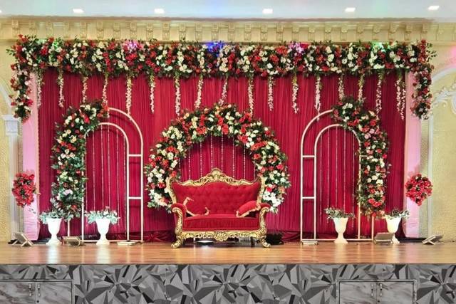 Royal Event Management Service