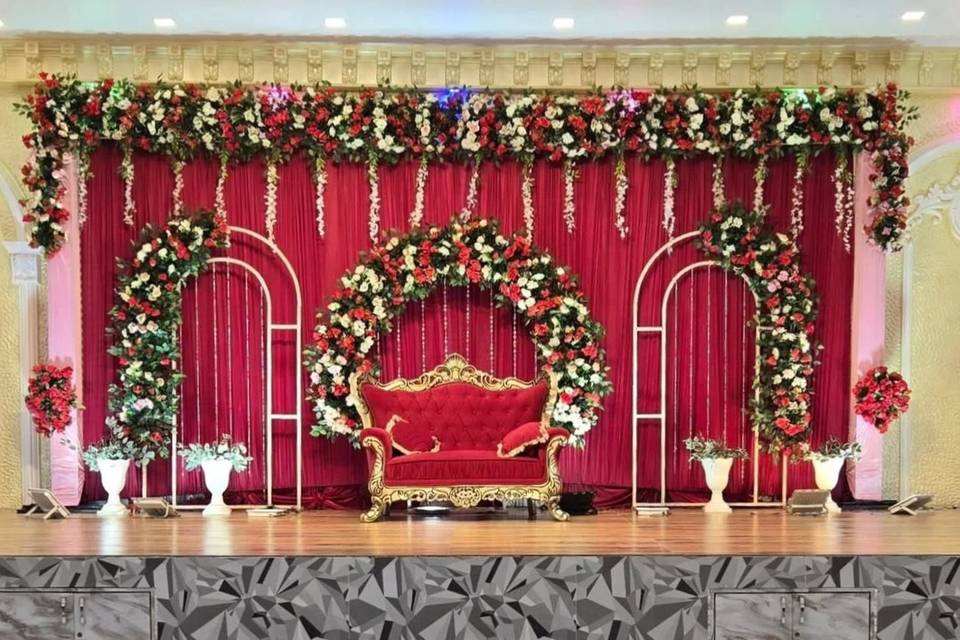 Royal Event Management Service