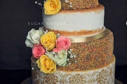 Sisters - Decorated Cake by Wally Sugar Art - CakesDecor
