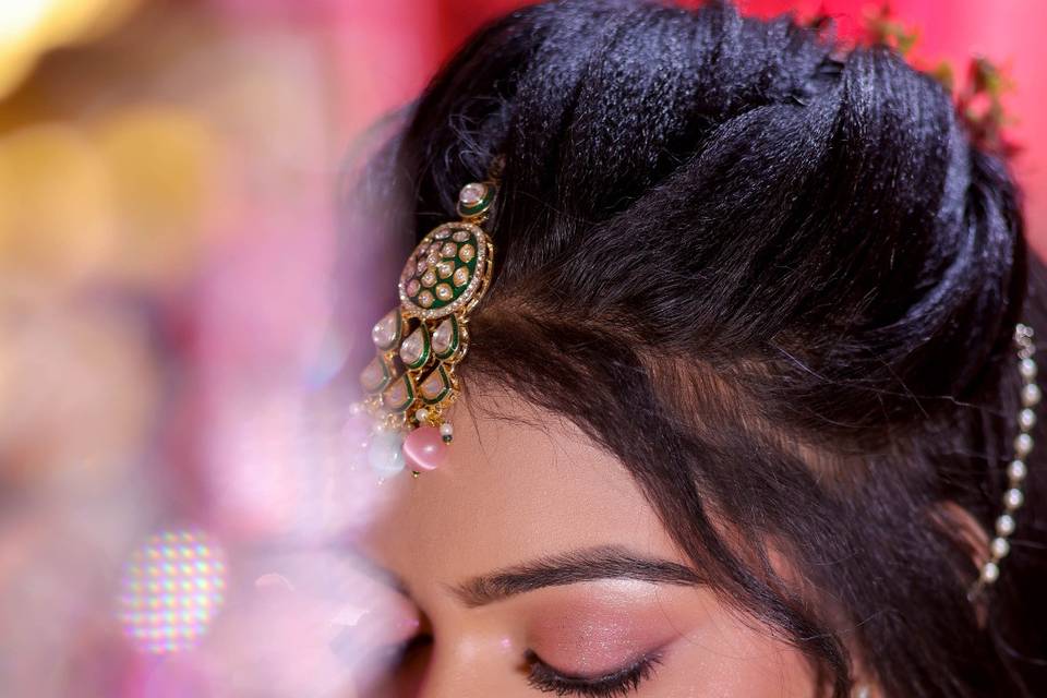 Best Makeup Artist in Varanasi