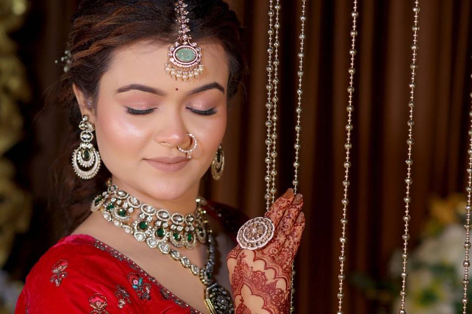 Best Makeup Artist in Varanasi
