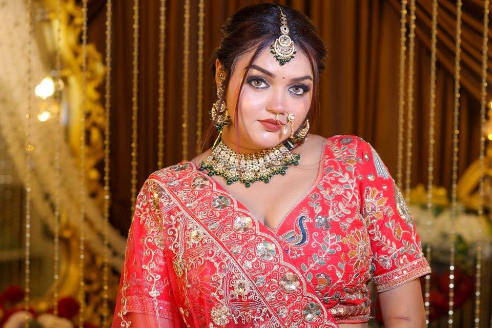 Best Makeup Artist in Varanasi