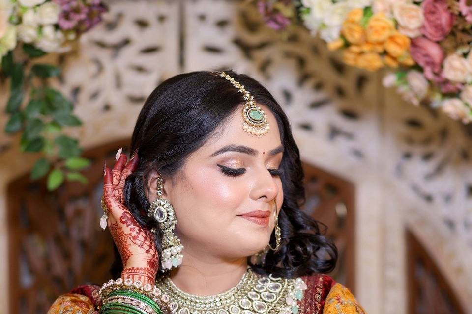 Best Makeup Artist in Varanasi