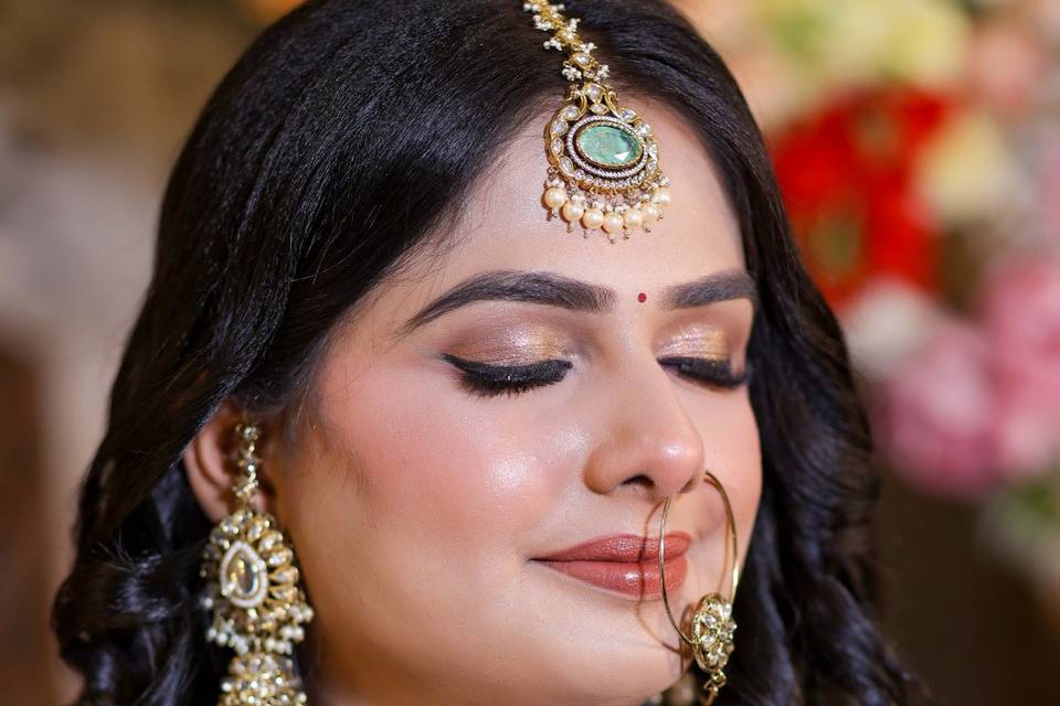 Best Makeup Artist in Varanasi