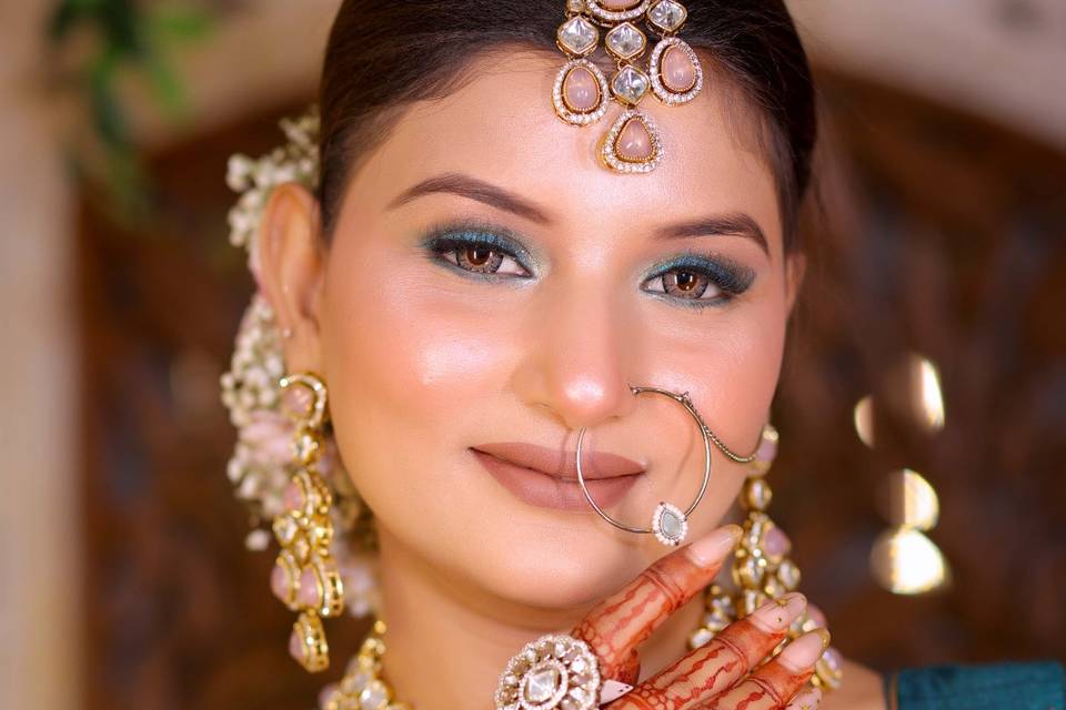 Best Makeup Artist in Varanasi