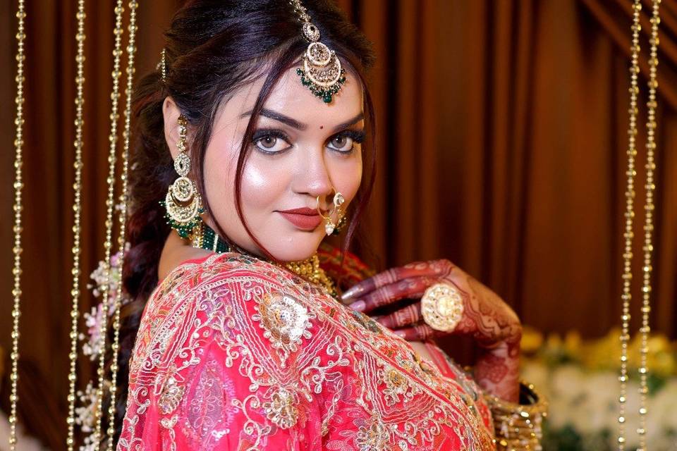 Best Makeup Artist in Varanasi