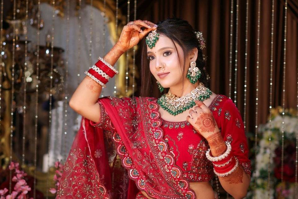Best Makeup Artist in Varanasi