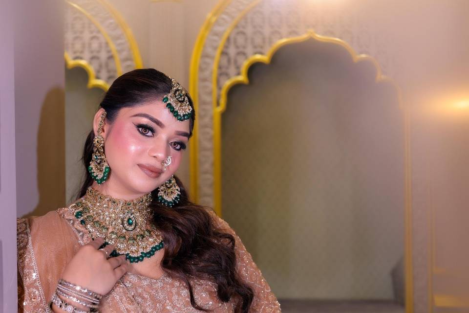 Best Makeup Artist in Varanasi