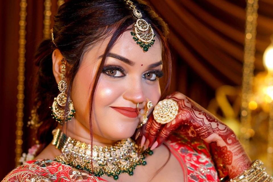 Best Makeup Artist in Varanasi