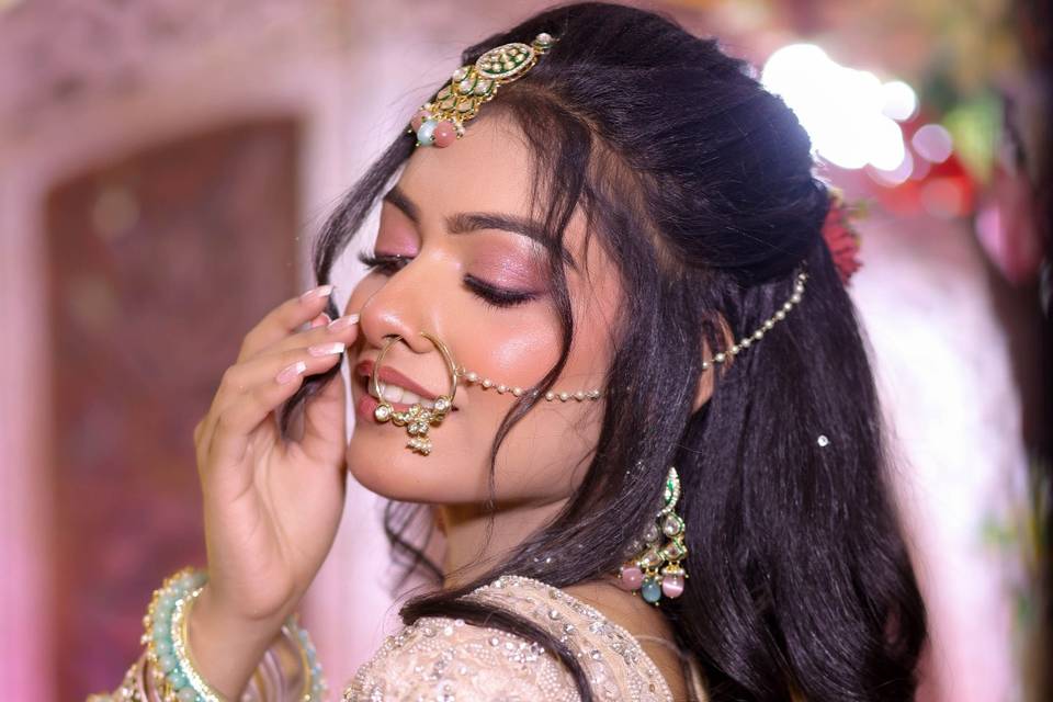 Best Makeup Artist in Varanasi