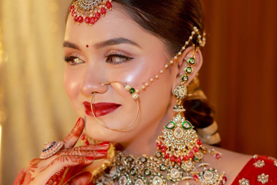 Best Makeup Artist in Varanasi
