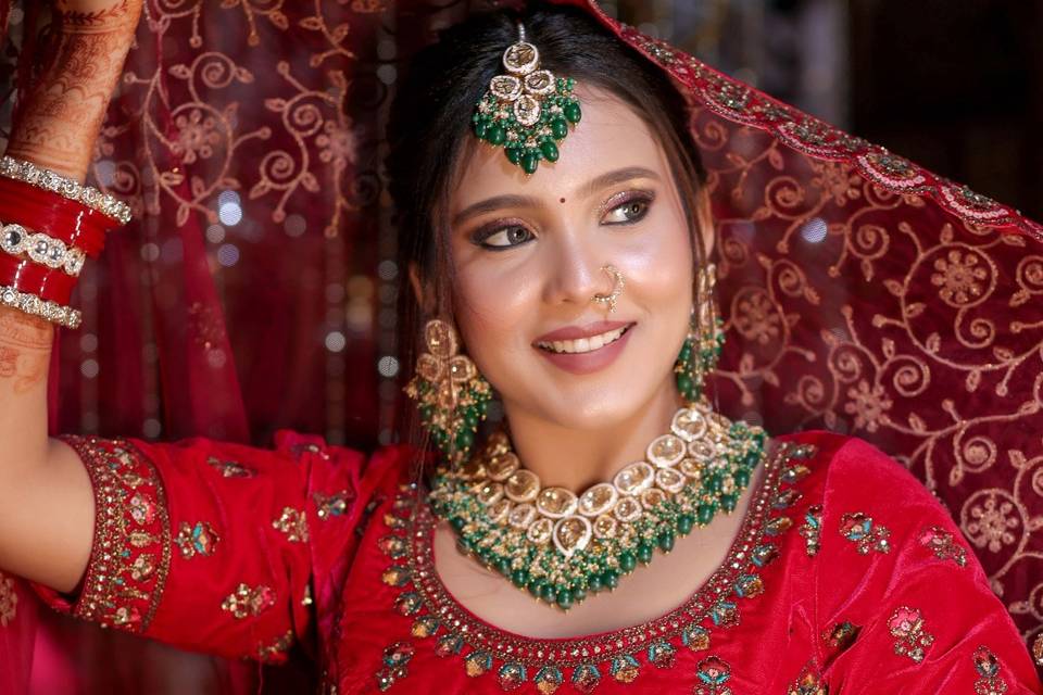 Best Makeup Artist in Varanasi