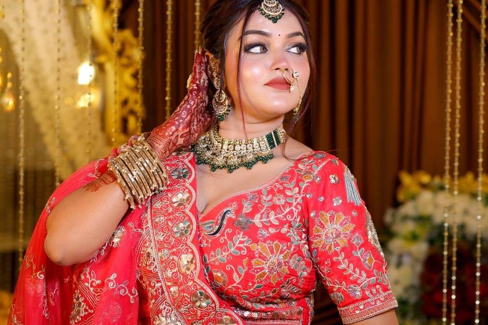 Best Makeup Artist in Varanasi