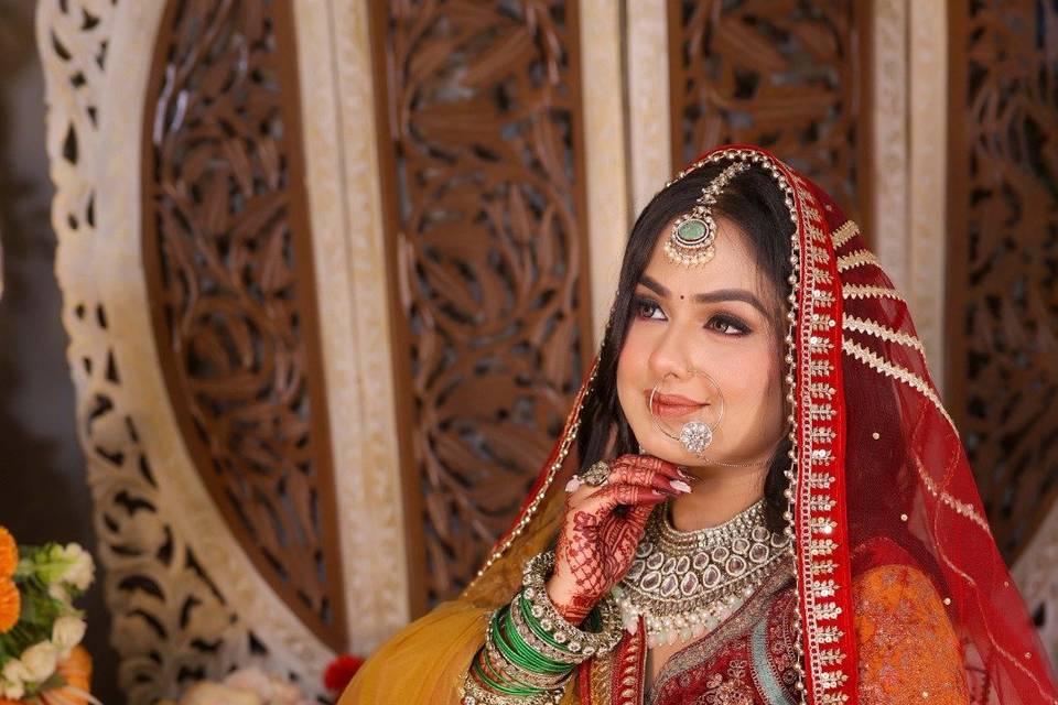 Best Makeup Artist in Varanasi