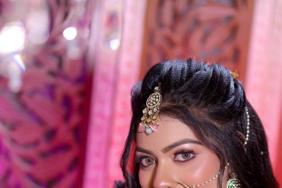 Best Makeup Artist in Varanasi